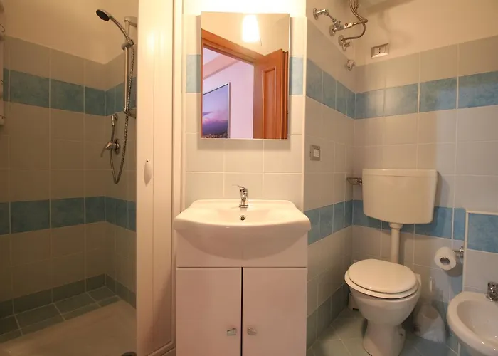 Nemi Bed and Breakfast 3*
